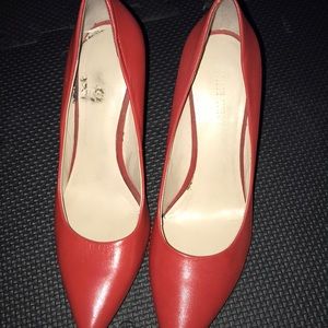 Excellent condition red  pump heel